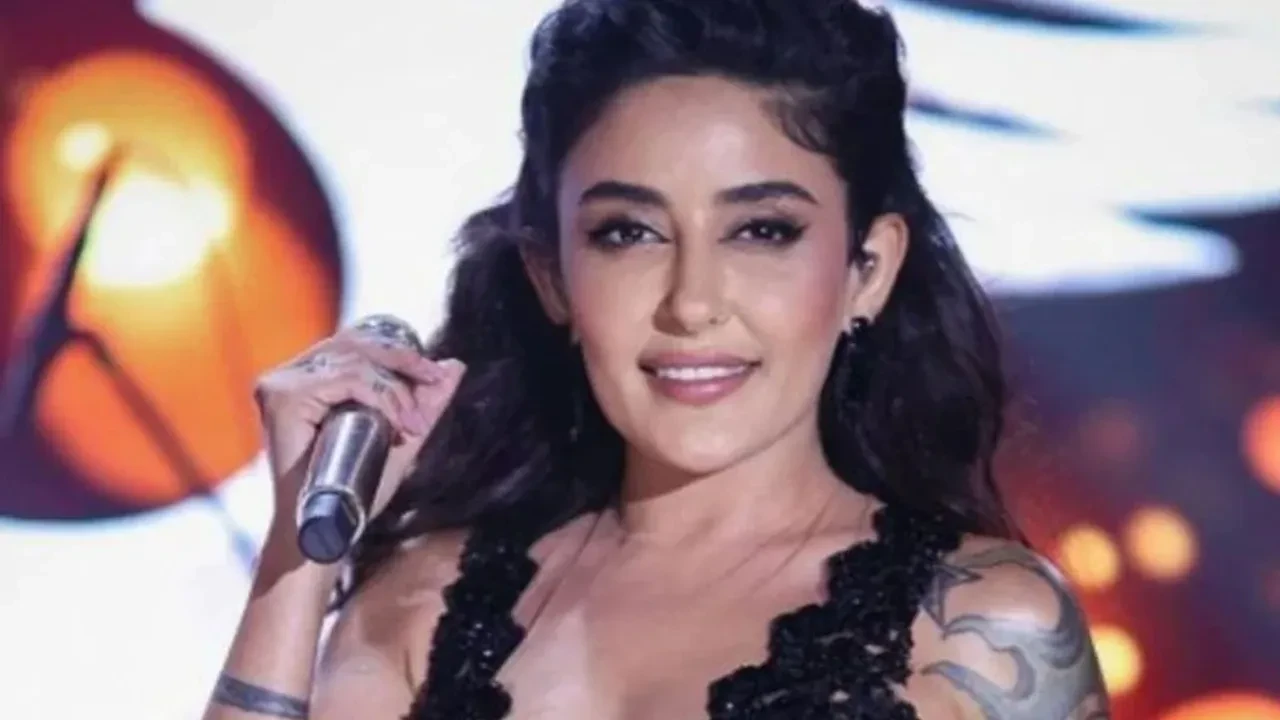 Ünlülere uyuşturucu operasyonu! Simge Sağın, İbrahim Çelikkol, Mustafa Ceceli dahil 9 isim gözaltında 