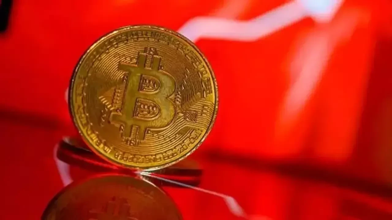Bitcoin ateşkes sonrası sert yükseldi: Üç haftanın zirvesi görüldü