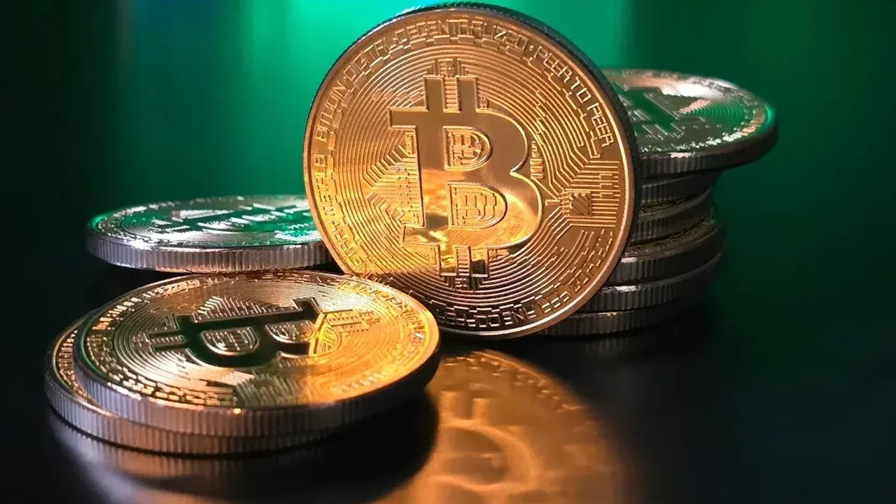 Bitcoin ateşkes sonrası sert yükseldi: Üç haftanın zirvesi görüldü