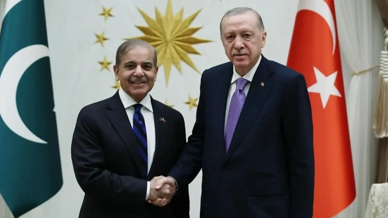 Erdoğan ile Şahbaz Şerif görüştü! Görüşmenin ayrıntıları açıklandı