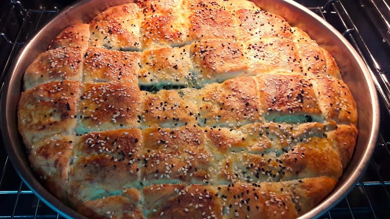 Evde Ispanaklı Ütü Böreği nasıl yapılır? Gelinim Mutfakta'dan çıtır çıtır Balkan lezzeti