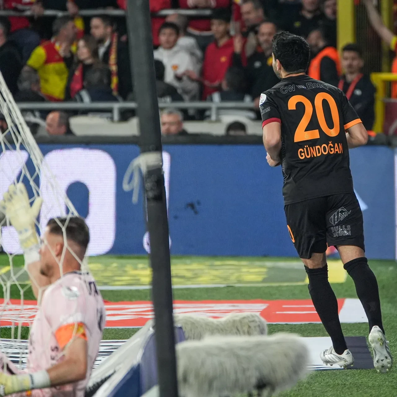 Galatasaray Göztepe deplasmanında | SÜPER LİG CANLI MAÇ ANLATIMI