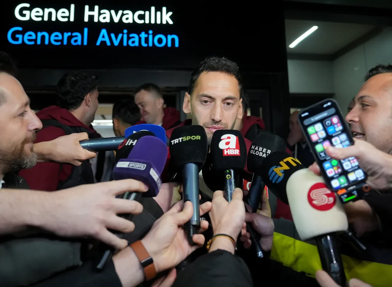 Galatasaray'ın Hakan Çalhanoğlu transferinde sıcak gelişme! İtalyan basını kararı duyurdu