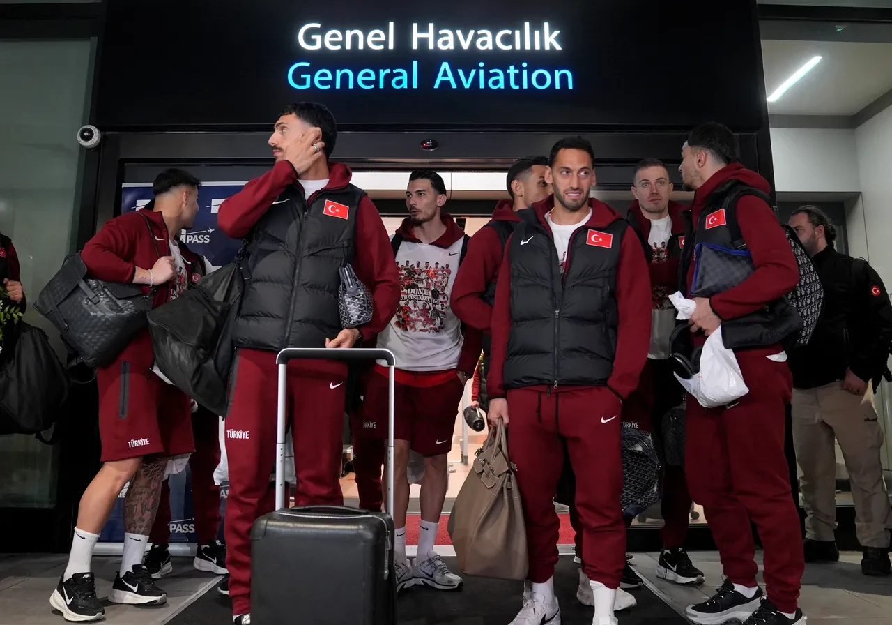 Galatasaray'ın Hakan Çalhanoğlu transferinde sıcak gelişme! İtalyan basını kararı duyurdu