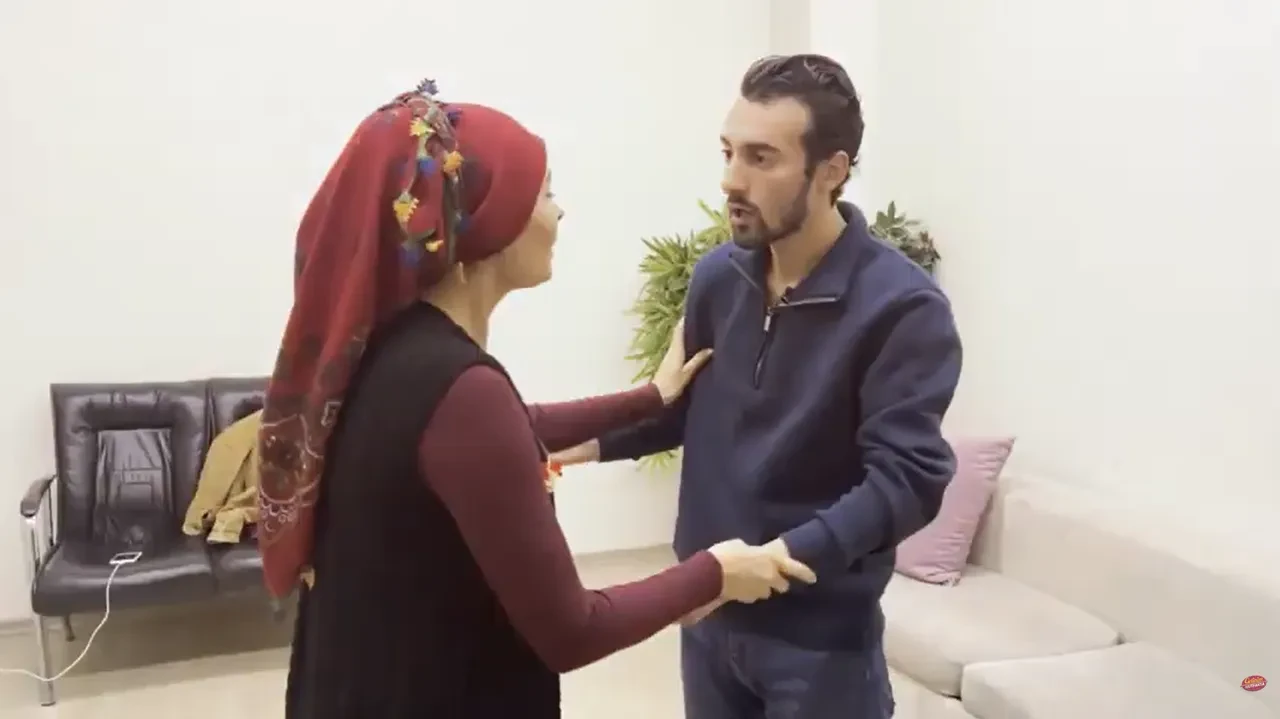 Gelinim Mutfakta Suzan Hanım oğluna resti çekti, Ali stüdyoyu terk etti! Ben oğlumu Fatoş'a bırakmayacağım