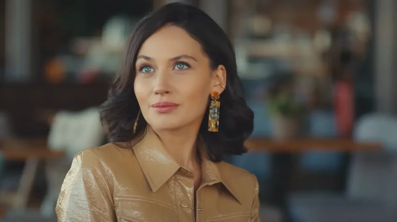 Halef Köklerin Çağrısı dizisinde şok ayrılık! Hicran'ı oynayan İlayda Çevik, Halef Köklerin Çağrısı dizine veda ediyor