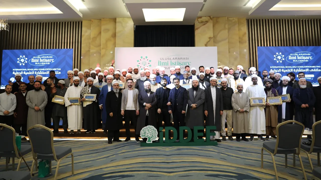 İDDEF’ten Uluslararası Eğitim Vizyonu: 30 Ülkeden Âlimler İstanbul’da Buluştu