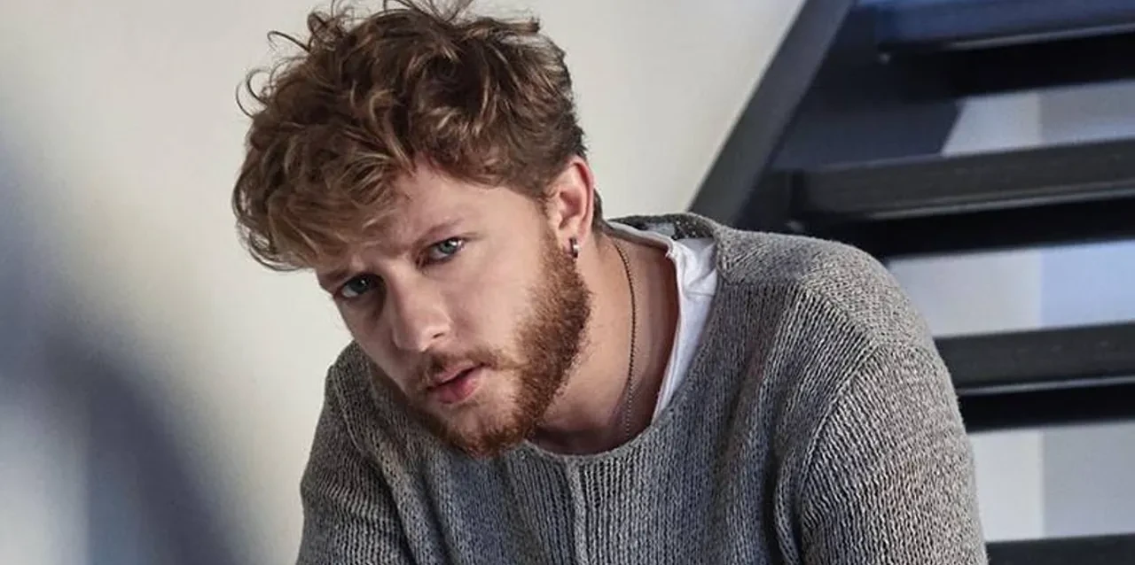 Mehmet Aykaç, Uzak Şehir dizisine Engin Şef rolüyle geliyor! Engin Şef'in Alya ile olan bağlantısı şaşırtacak