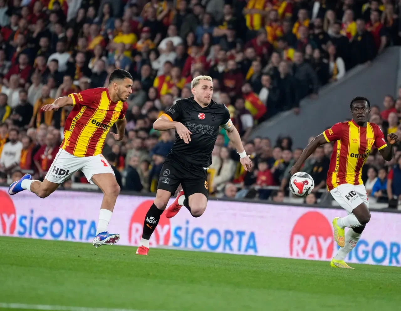 Serdar Ali Çelikler'den Galatasaray'ın Göztepe galibiyetine sert çıkış: 'En kazma takım' diyerek anlattı!