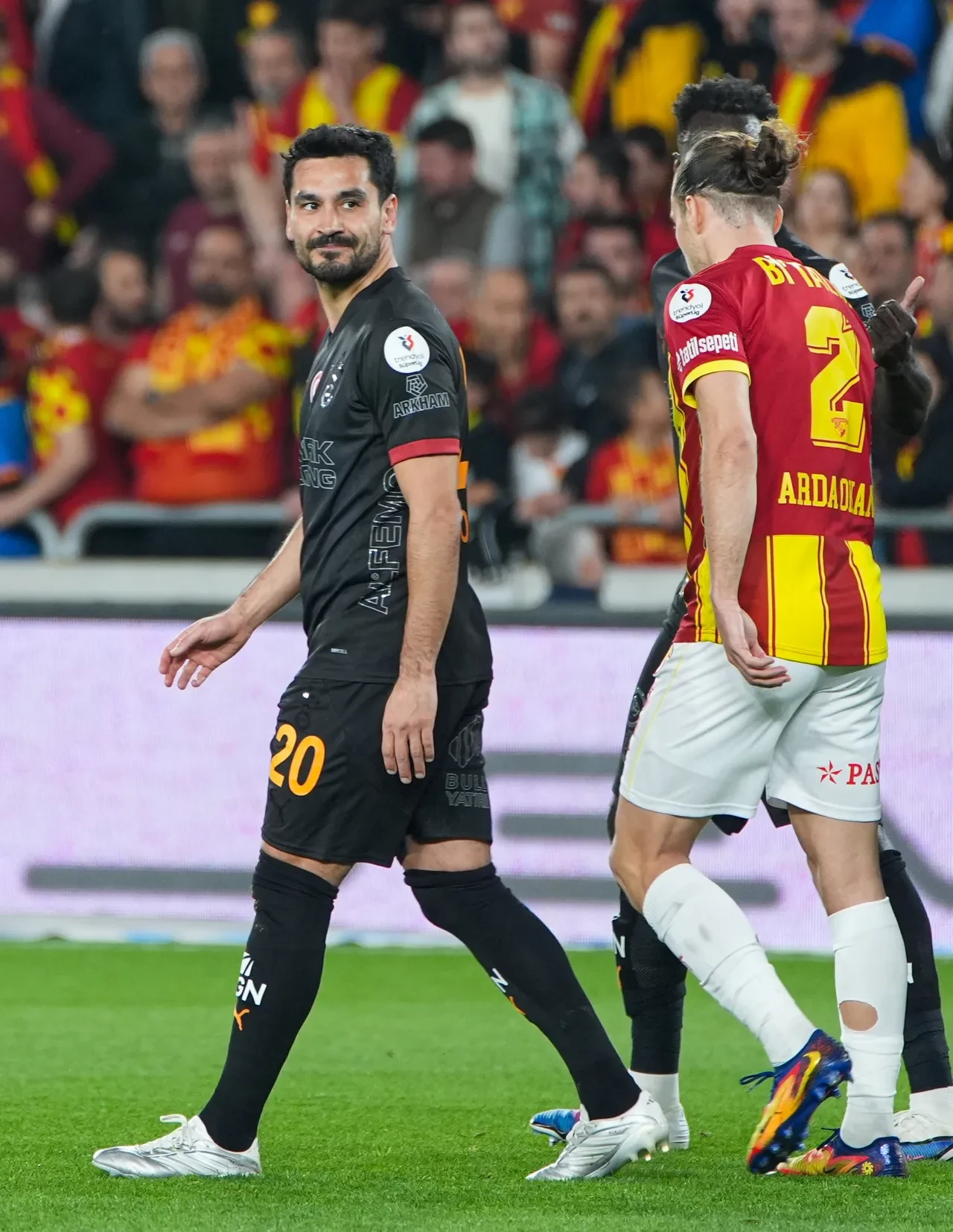 Serdar Ali Çelikler'den Galatasaray'ın Göztepe galibiyetine sert çıkış: 'En kazma takım' diyerek anlattı!