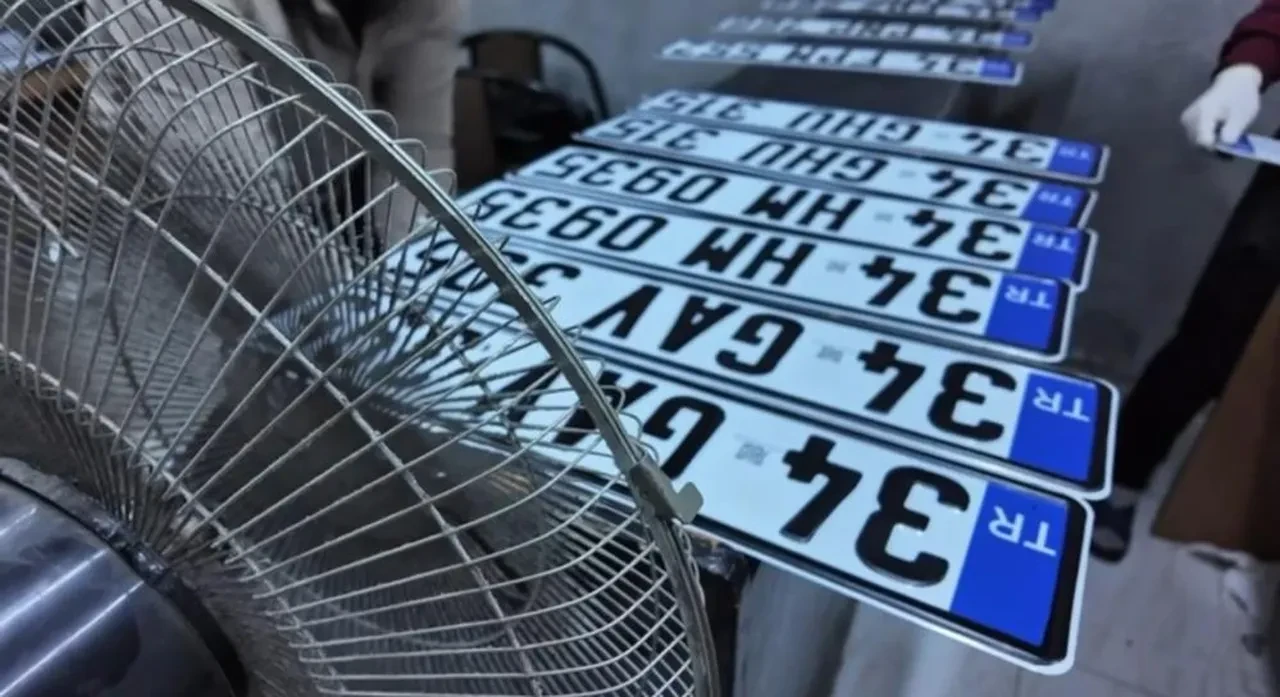 APP plaka kararı Resmi Gazete'de: Ücretsiz değiştirilecek