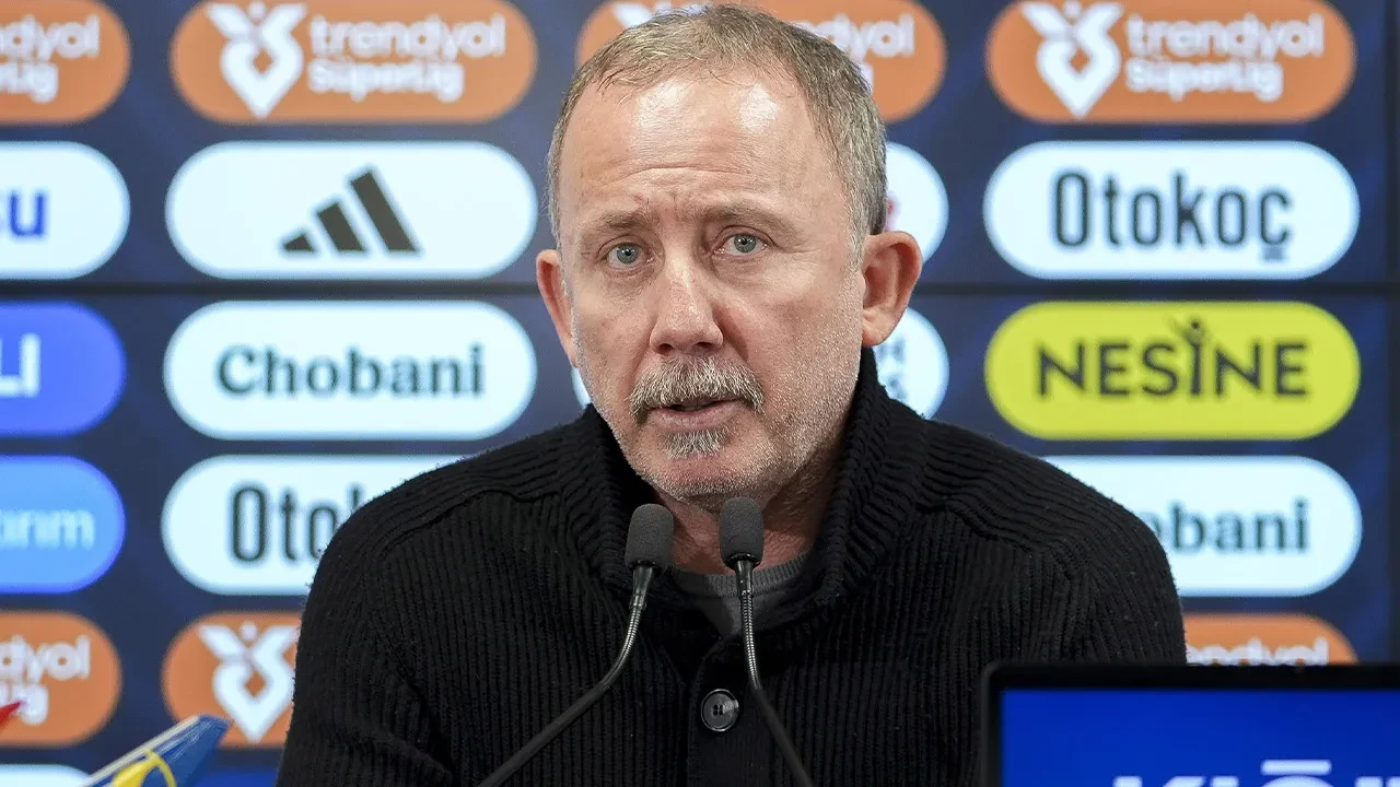 Beşiktaş'ta derbi sonrası radikal karar! Sergen Yalçın biletlerini kesti: İşte ayrılacaklar