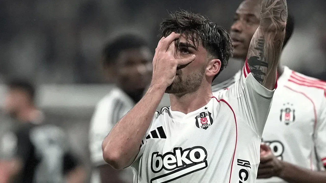 Beşiktaş'ta derbi sonrası radikal karar! Sergen Yalçın biletlerini kesti: İşte ayrılacaklar