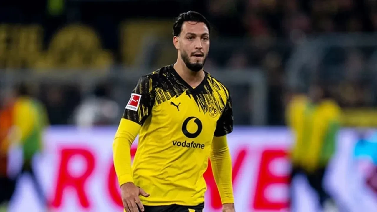 Galatasaray'da savunmaya transfer müjdesi! Göztepe maçı sonrası karar verildi: Dortmund'un yıldızı için operasyon başladı