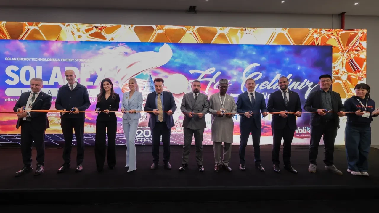 Güneşin merkezinde dev buluşma!  SolarEX İstanbul kapılarını tüm dünyaya açtı 