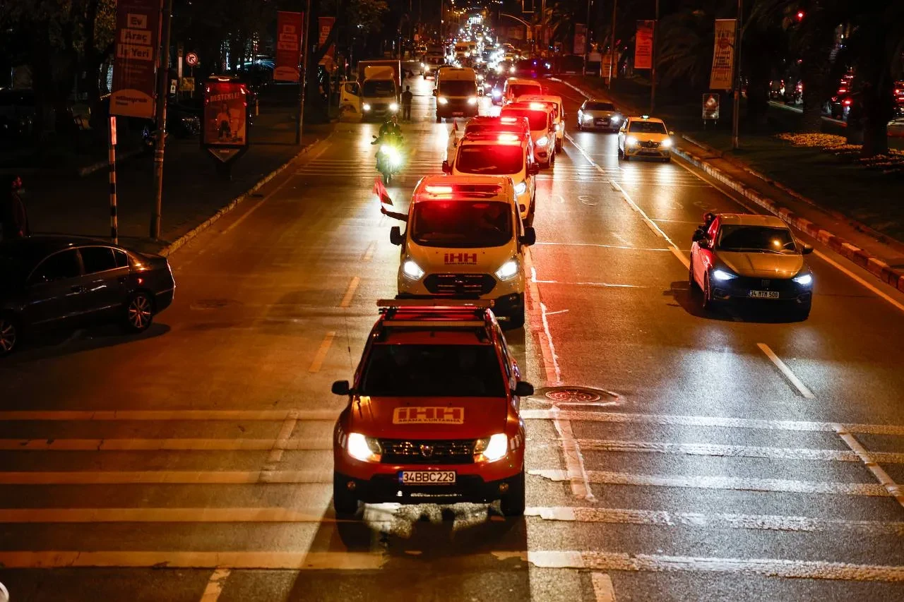 İstanbul’da işgalci İsrail ve ABD'ye karşı yüzlerce araçlık konvoy!