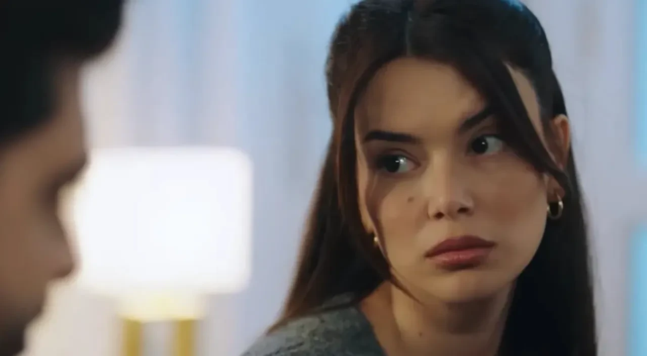 Kızılcık Şerbeti'nde ortalığı karıştıracak bir karakter daha geliyor! Sezon finali öncesinde Başak'ın kardeşi Asaf geliyor