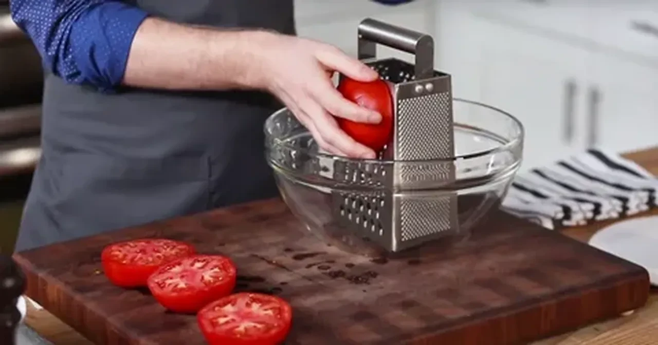 Mısır ekmekli tiftik sote nasıl yapılır, malzemeleri neler? Gelinim Mutfakta'dan tarife özel tüyo