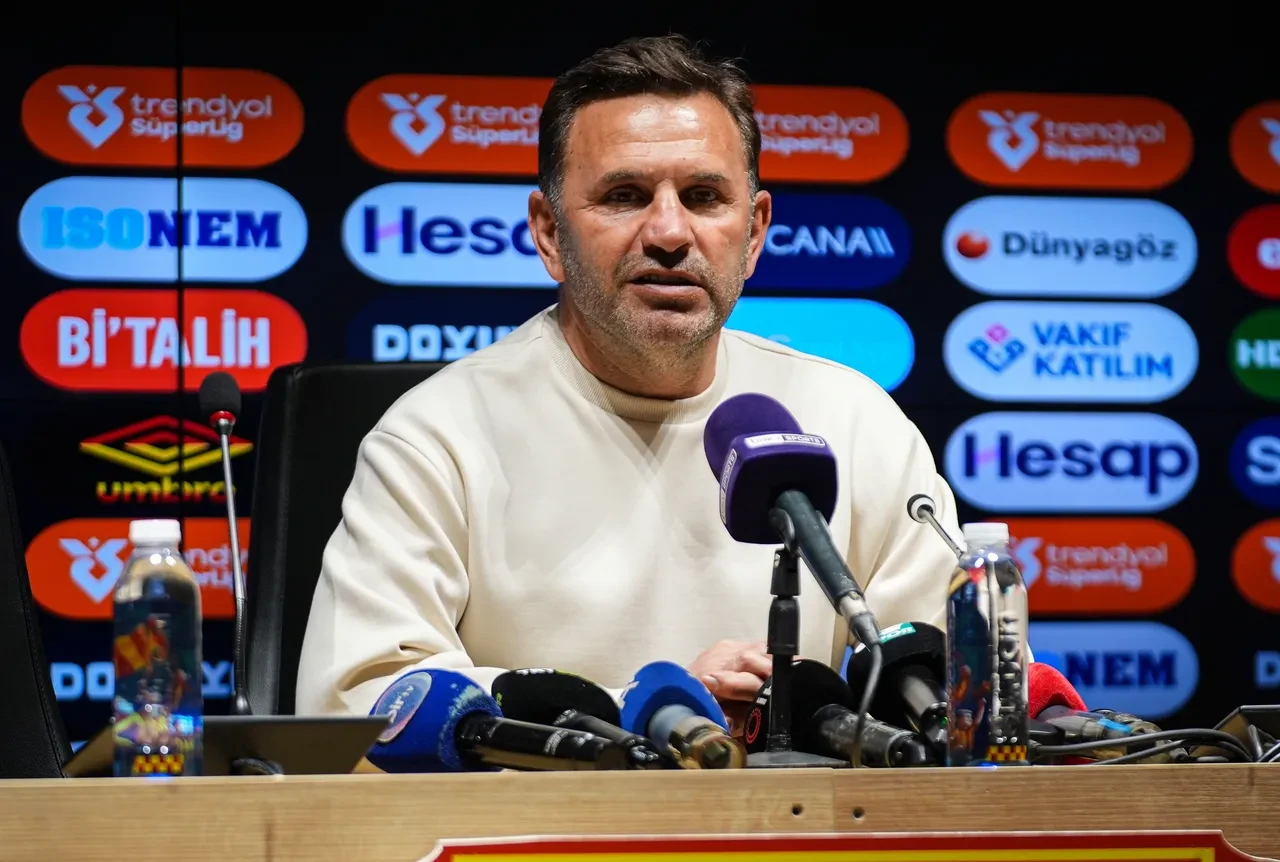 Okan Buruk müjdeyi verdi: Victor Osimhen'in dönüş tarihi belli oldu