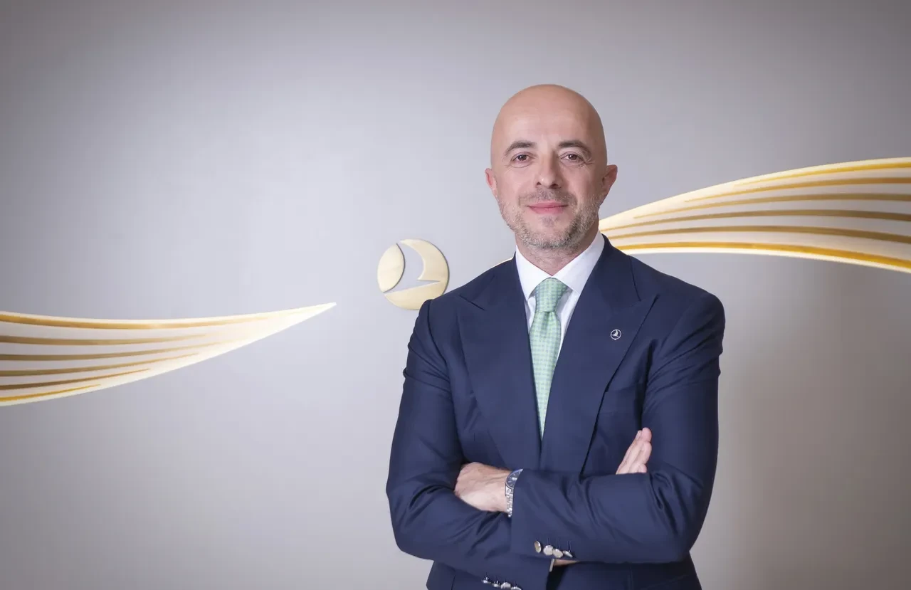 THY'de dev yönetim değişimi! Yönetimin başına Prof. Dr. Murat Şeker, genel müdürlüğe Ahmet Olmuştur getirildi