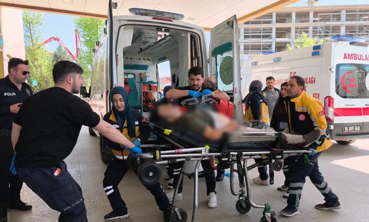 Babasını döven adamın peşini bırakmadı! 5 yıllık kin cinayetle bitti
