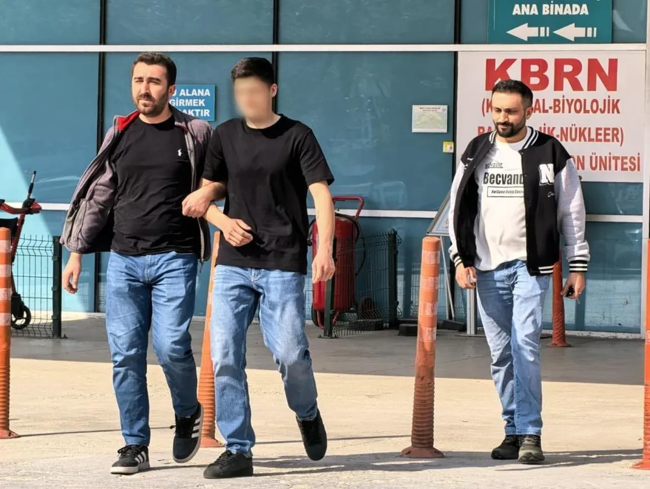 Babasını döven adamın peşini bırakmadı! 5 yıllık kin cinayetle bitti