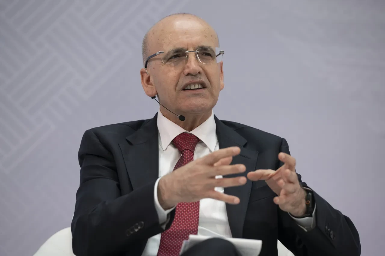 Bakan Şimşek duyurdu: Hizmet ihracatında vergi indirimi yüzde 100'e çıkarılıyor