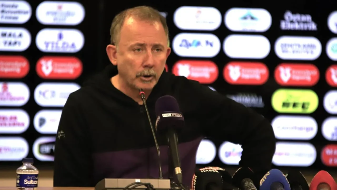 Beşiktaş Teknik Direktörü Sergen Yalçın, Gaziantep FK galibiyetiyle ilgili konuştu! "3 puan bizim için yeterli"