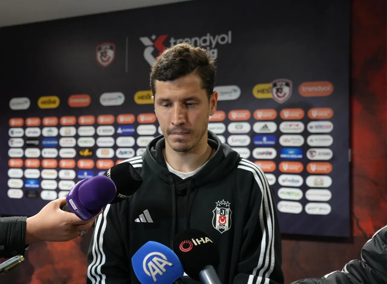 Beşiktaş'ta Salih Uçan'dan Türkiye Kupası açıklaması! "Konya maçını kazanıp finale çıkmak istiyoruz"