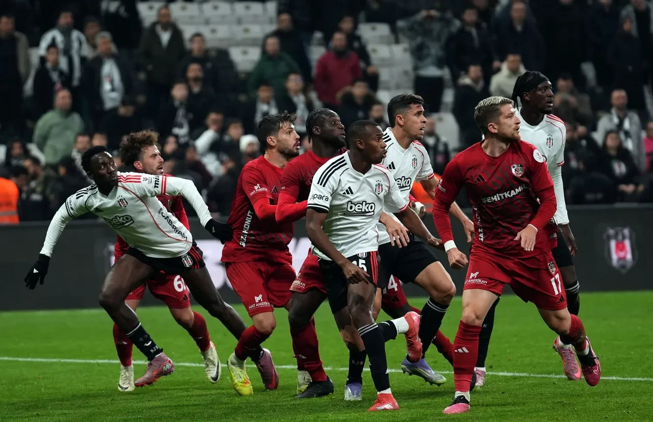 CANLI MAÇ ANLATIMI | Gaziantep FK ile Beşiktaş karşı karşıya geliyor