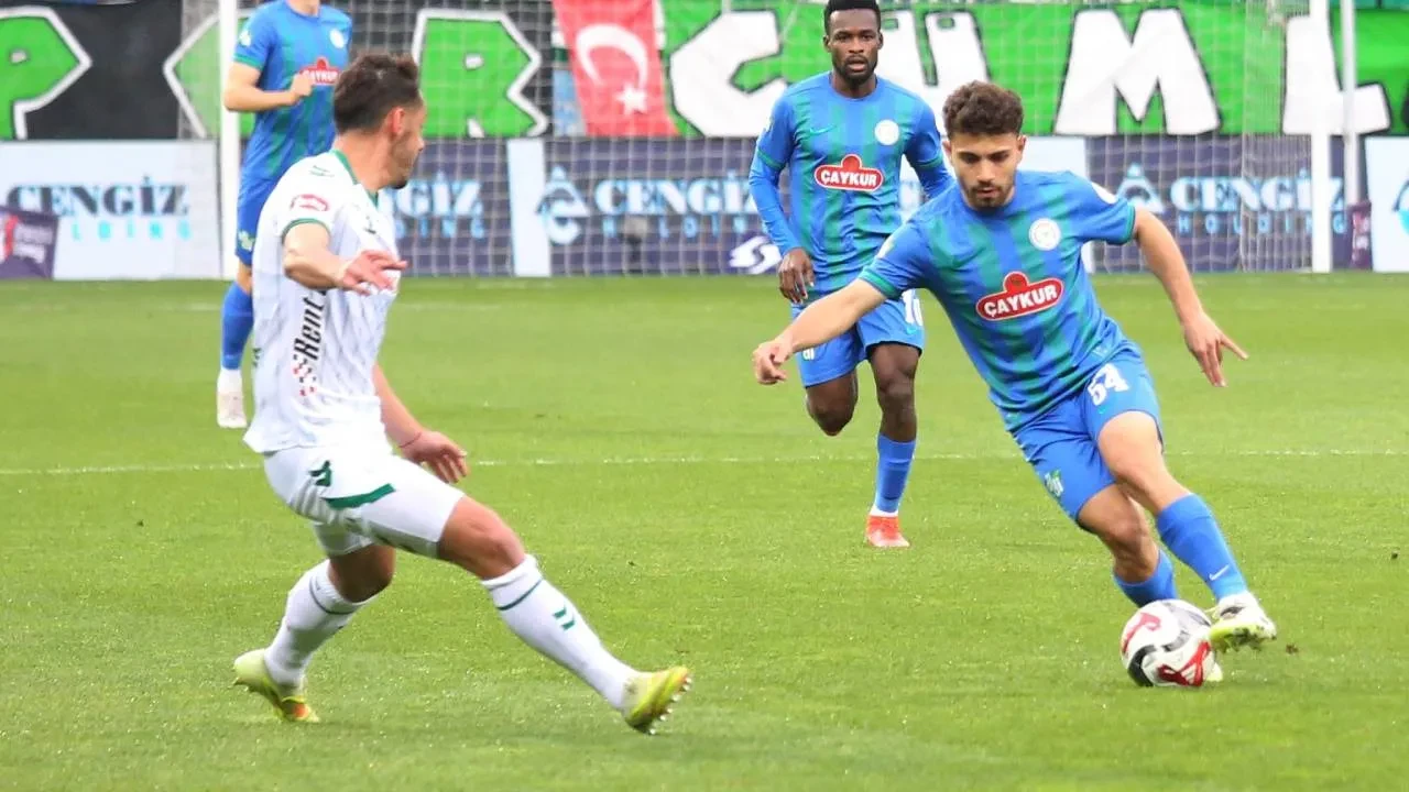 Çaykur Rizespor, Konyaspor'u mağlup etti! Karadeniz ekibinden 3-2'lik galibiyet