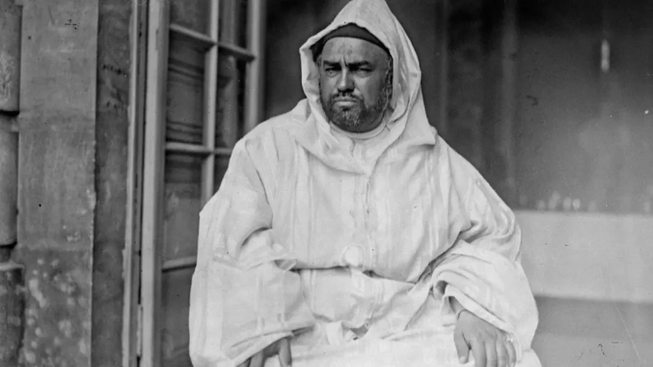 Cem Yılmaz’a benzeyen Fas Sultan’ı kimdir? İşte merak edilen o ismin hayatı