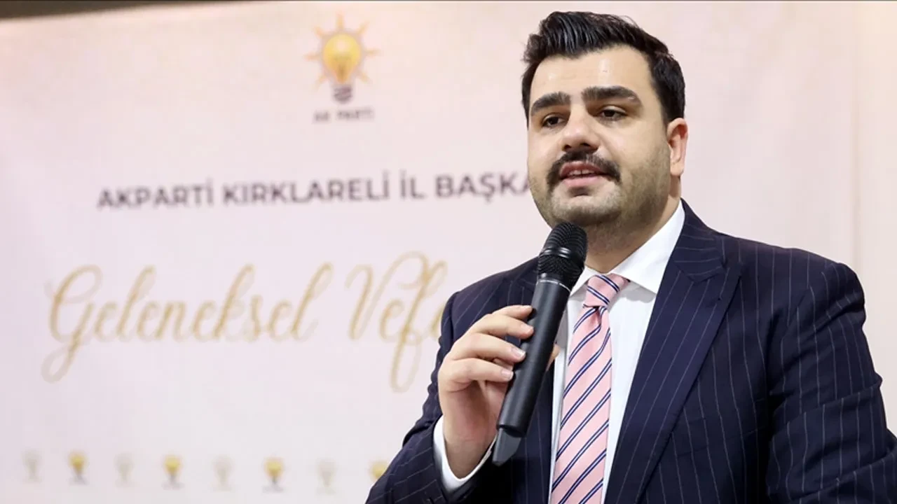 Eyyüp Kadir İnan'dan CHP'ye 1 Mayıs göndermesi: "İşçinin alın terini yok sayıyorlar"