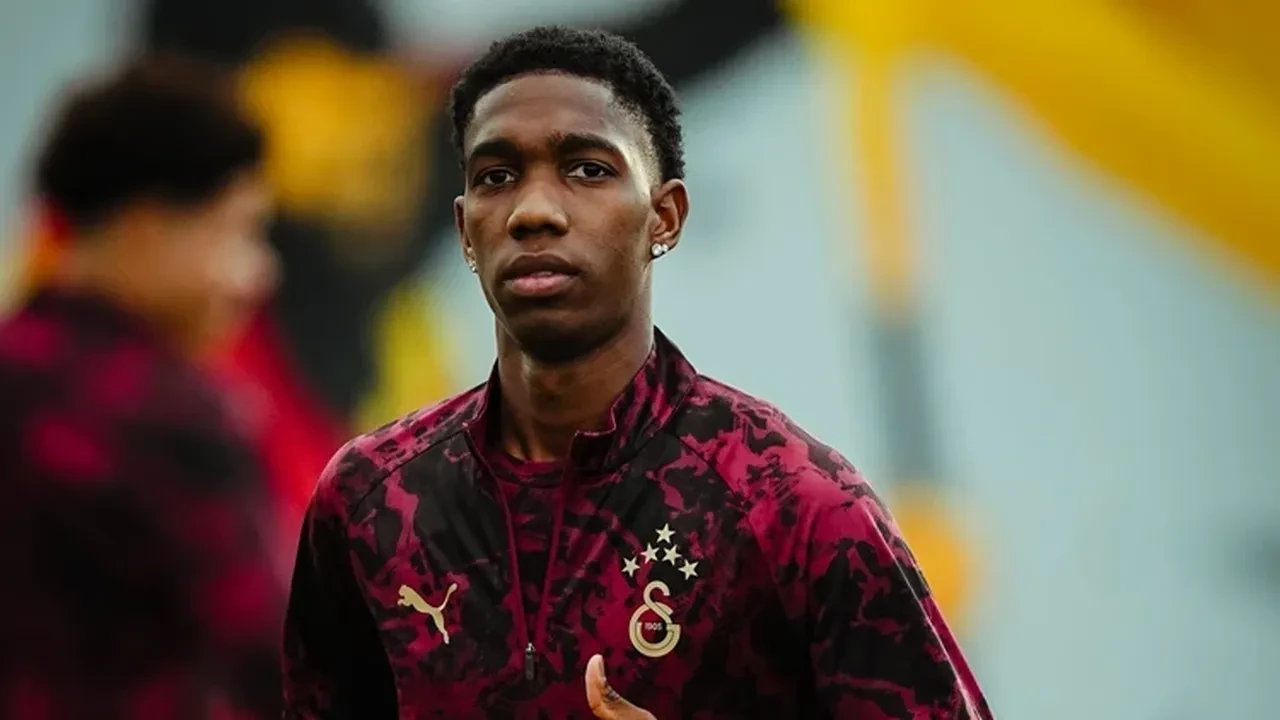 Galatasaray'da dev transfer operasyonu! Gelecek sezon için netleşti: 3 isme veda edilecek