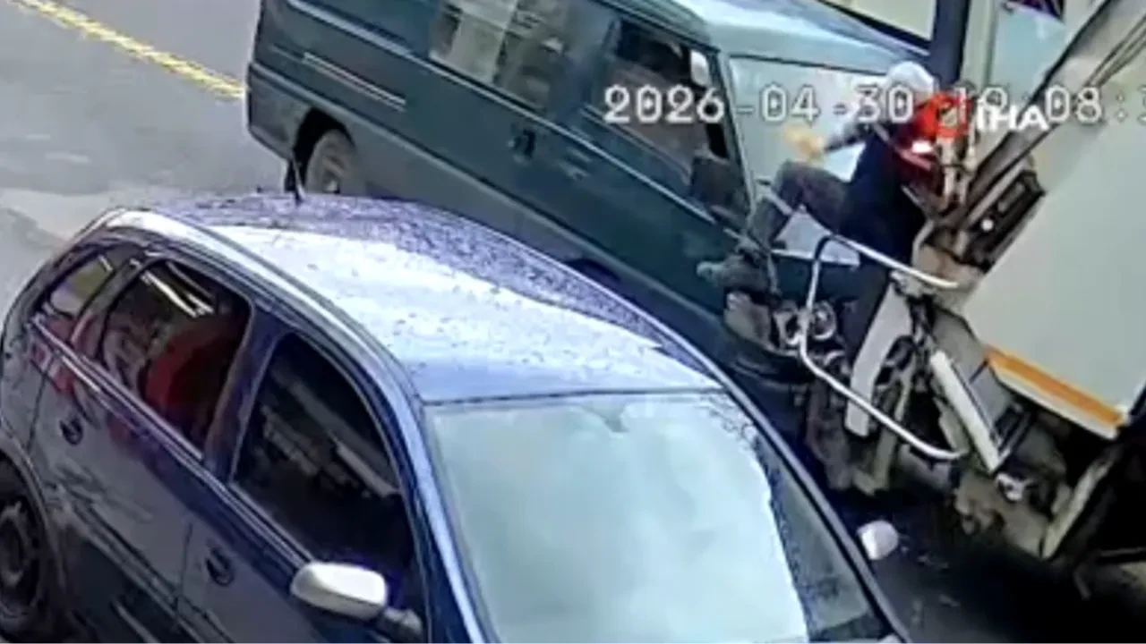 Kaza göz göre göre geldi! O anlar kamerada