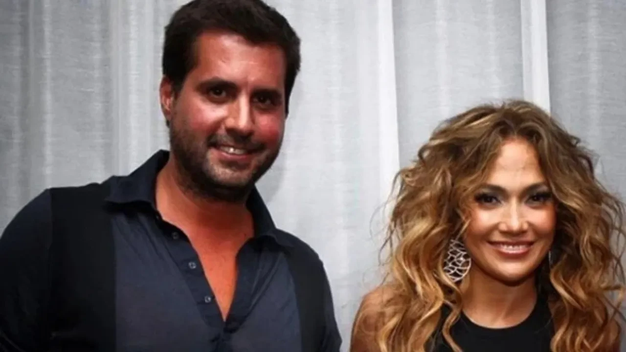 Jennifer Lopez’in Türk tasarımcısı Şafak Çak boşanıyor! 13 yıllık evlilikte sonlandırma şartı dudak uçuklattı