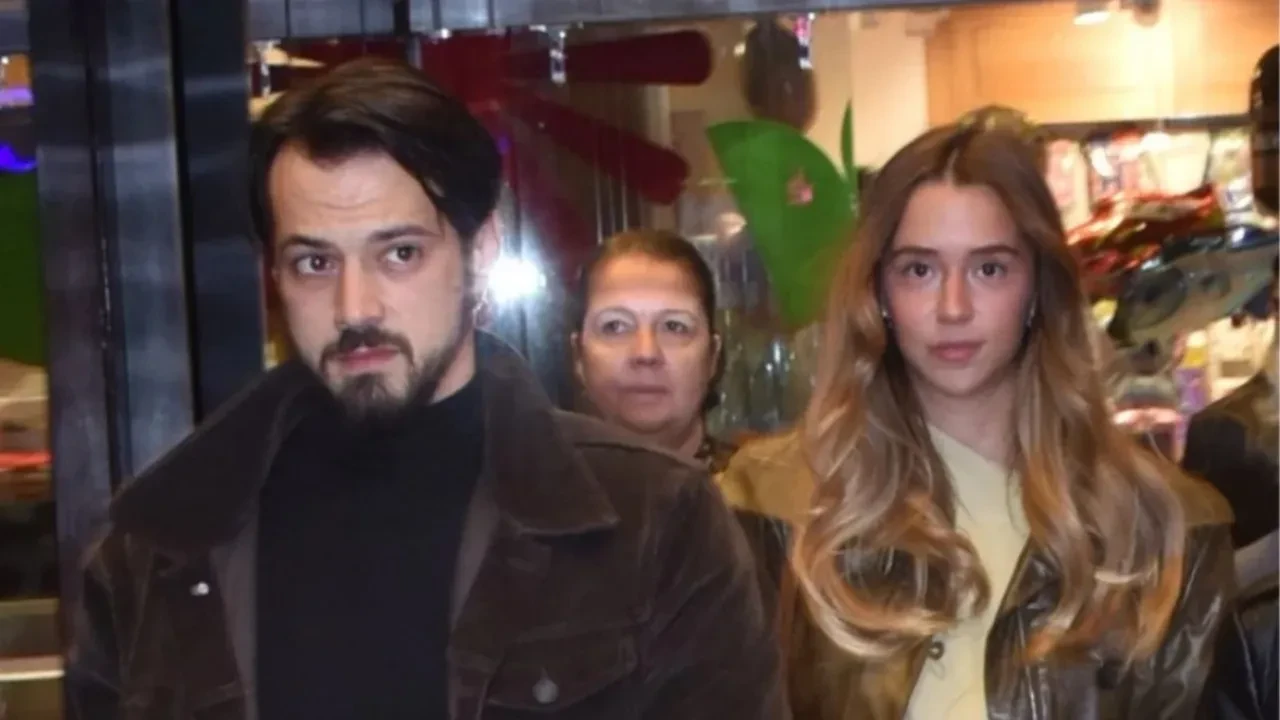 Mert Yazıcıoğlu ve Zeynep Artukmac çiftinden samimi itiraf! “Her şey yolunda”