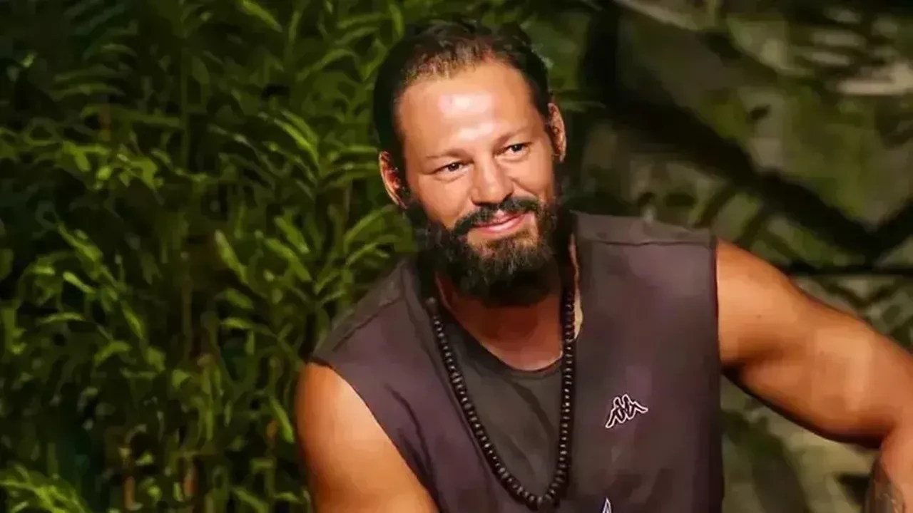 Avatar Atakan’ın oğlu Aslan tıraş sonrası kendini Survivor Lina’ya benzetti! Sosyal medyada güldüren anlar