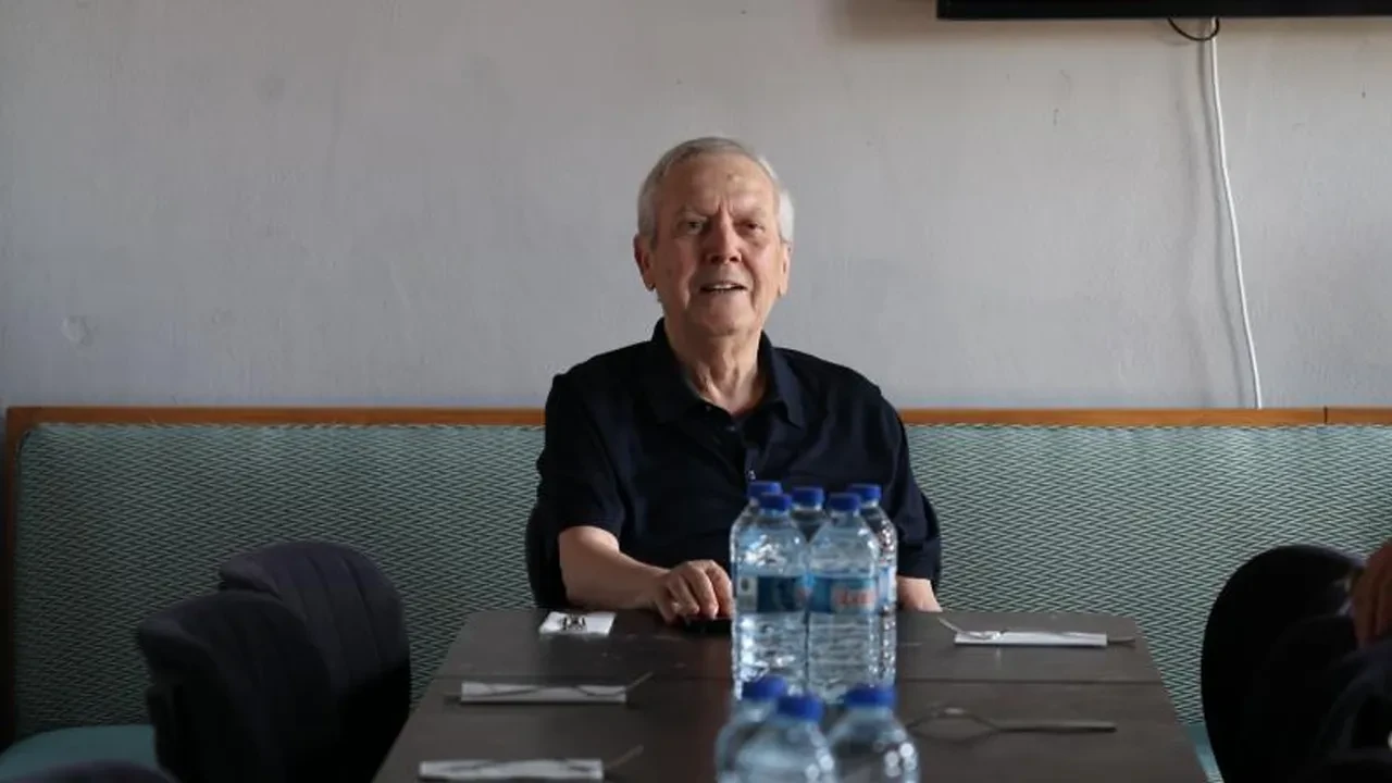 Aziz Yıldırım şampiyonlarla bir araya geldi