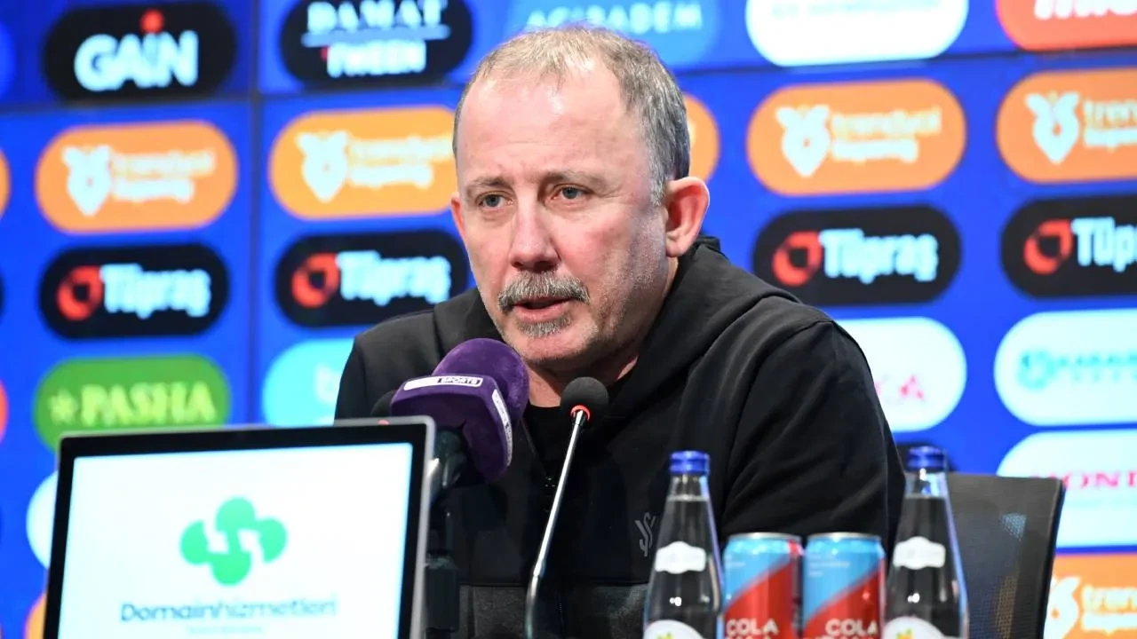 Beşiktaş'ta Sergen Yalçın, Trabzonspor yenilgisinin ardından konuştu! "Kadroyu ben kurmadım"