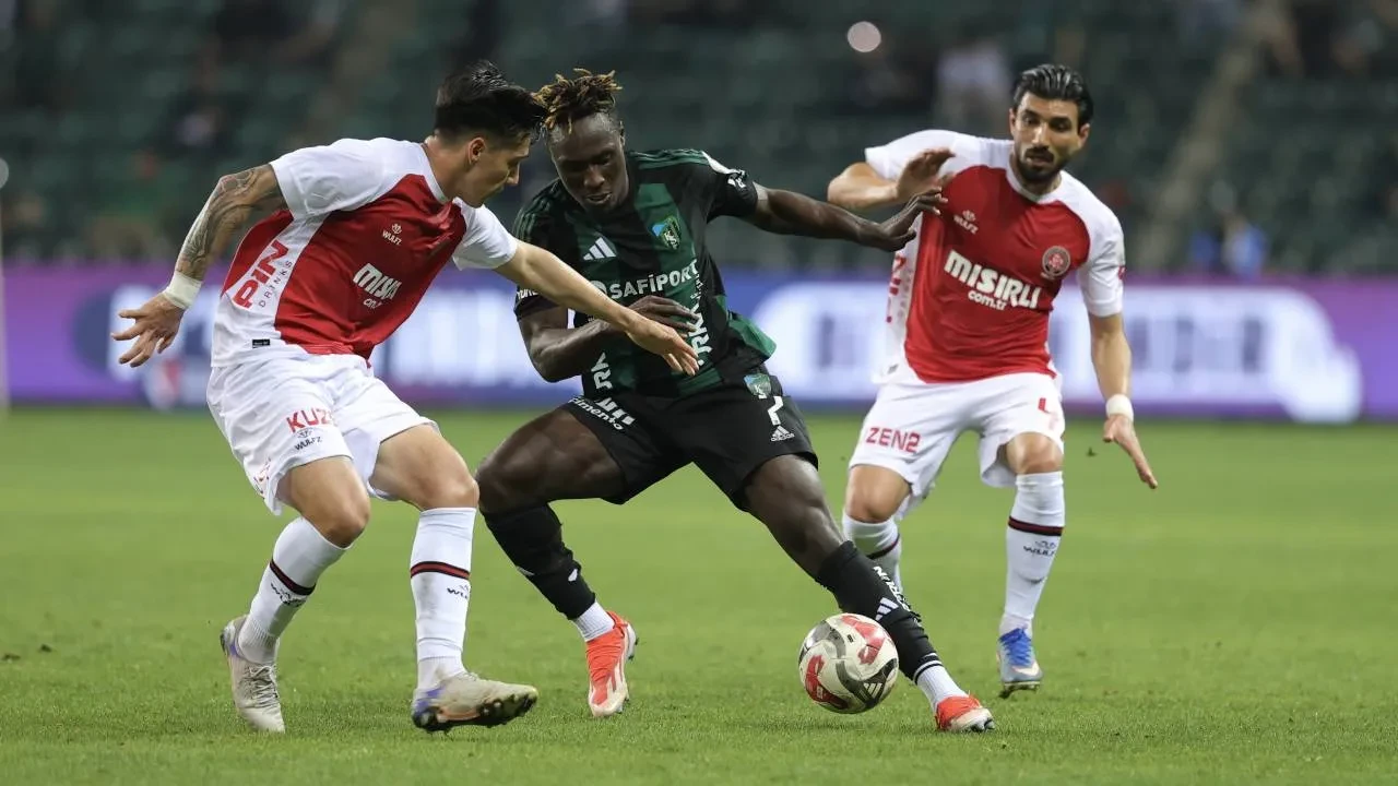 Fatih Karagümrük, Süper Lig'e veda etti! İstanbul ekibine galibiyet yetmedi
