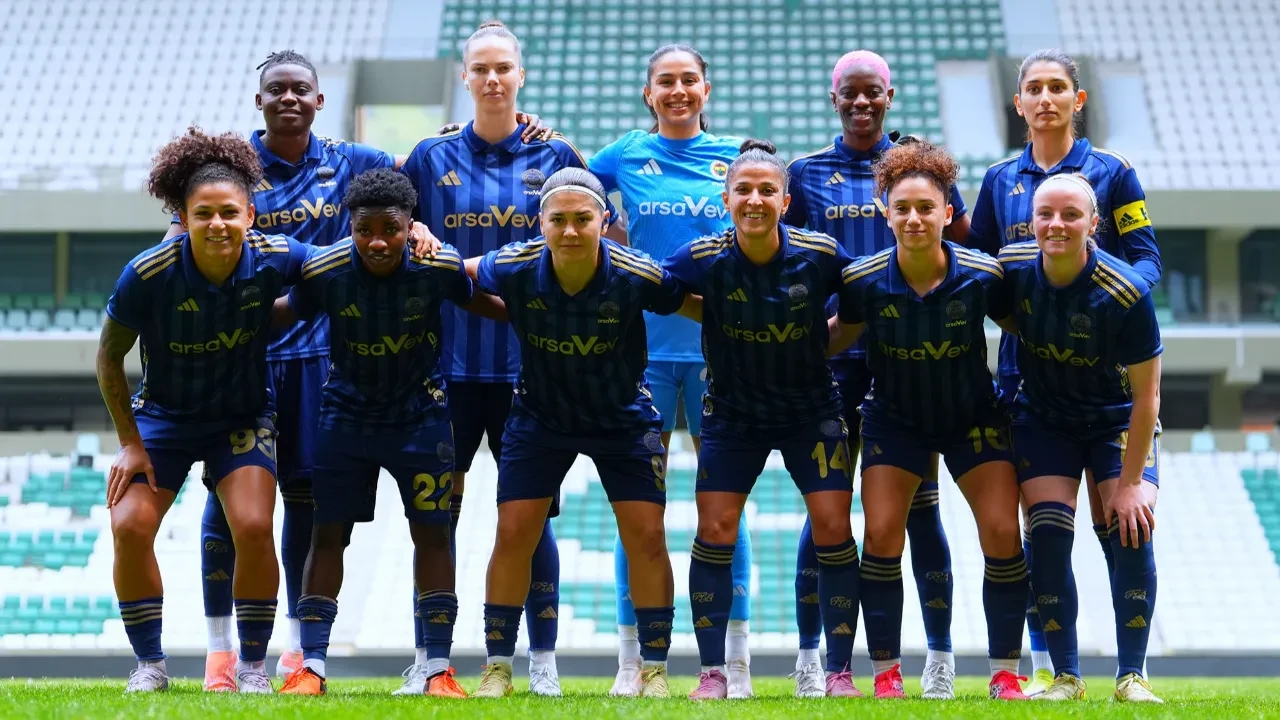 Fenerbahçe arsaVev şampiyonluğunu ilan etti! Sarı-lacivertliler ilki başararak tarihe geçti