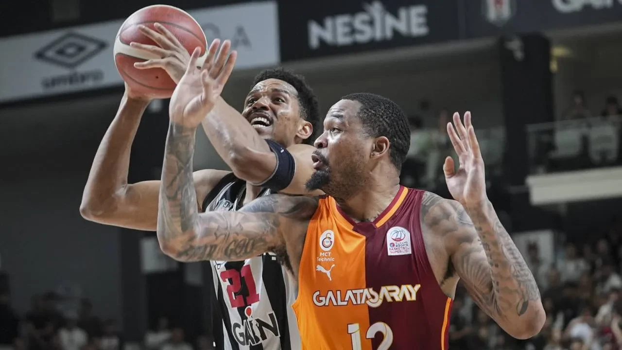 Galatasaray derbide Beşiktaş'ı mağlup etti! Sarı-kırmızılılardan 89-82'lik galibiyet