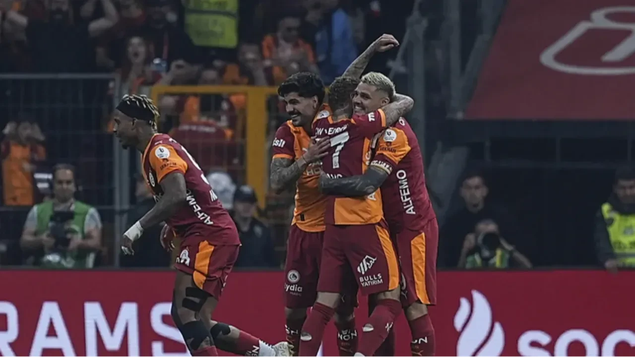 galatasaray 4. şampiyonluk 
