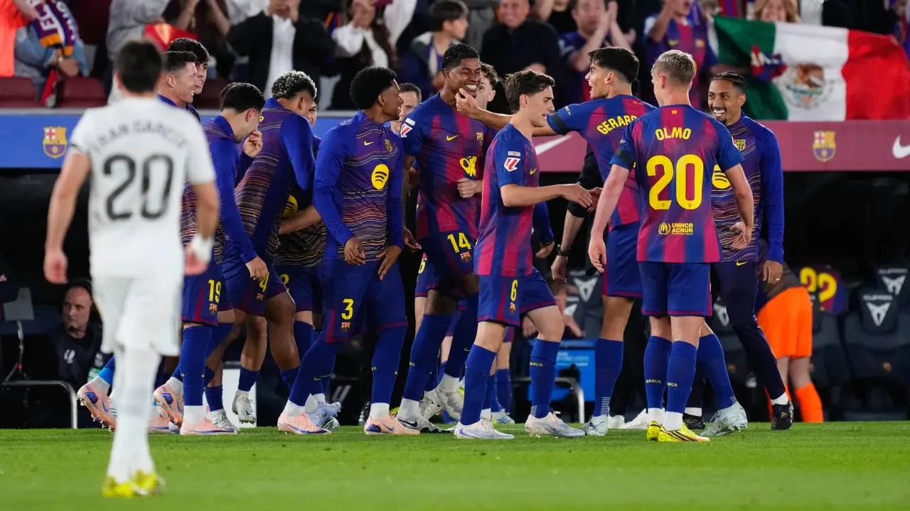 İspanya'da şampiyon Barcelona! Barcelona, El Clasico'da Real Madrid'i devirdi