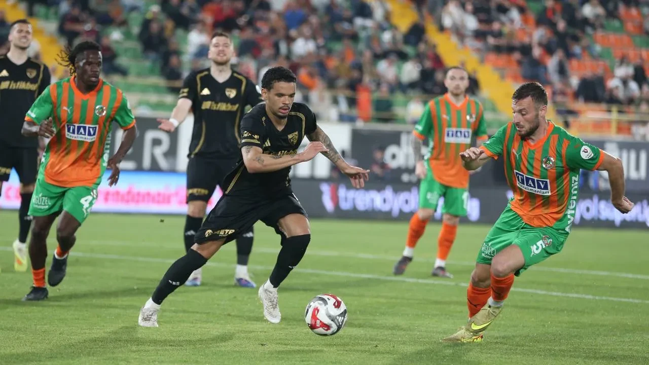 Kayserispor, Süper Lig'den düştü! Sarı-kırmızılılar Alanyaspor'a 3-1 kaybetti