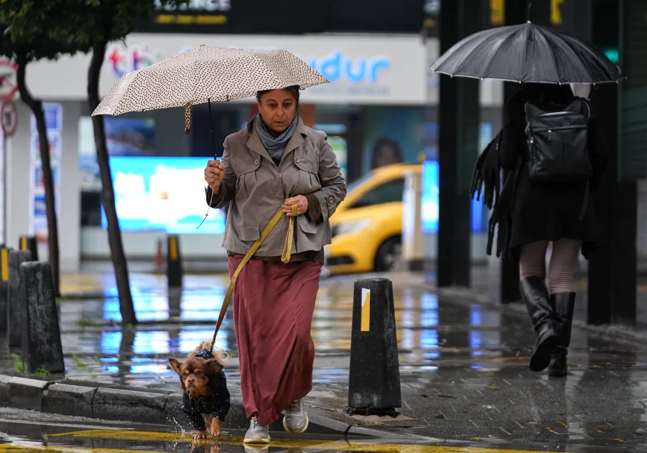 Meteoroloji il il uyardı: Kuvvetli sağanak geliyor