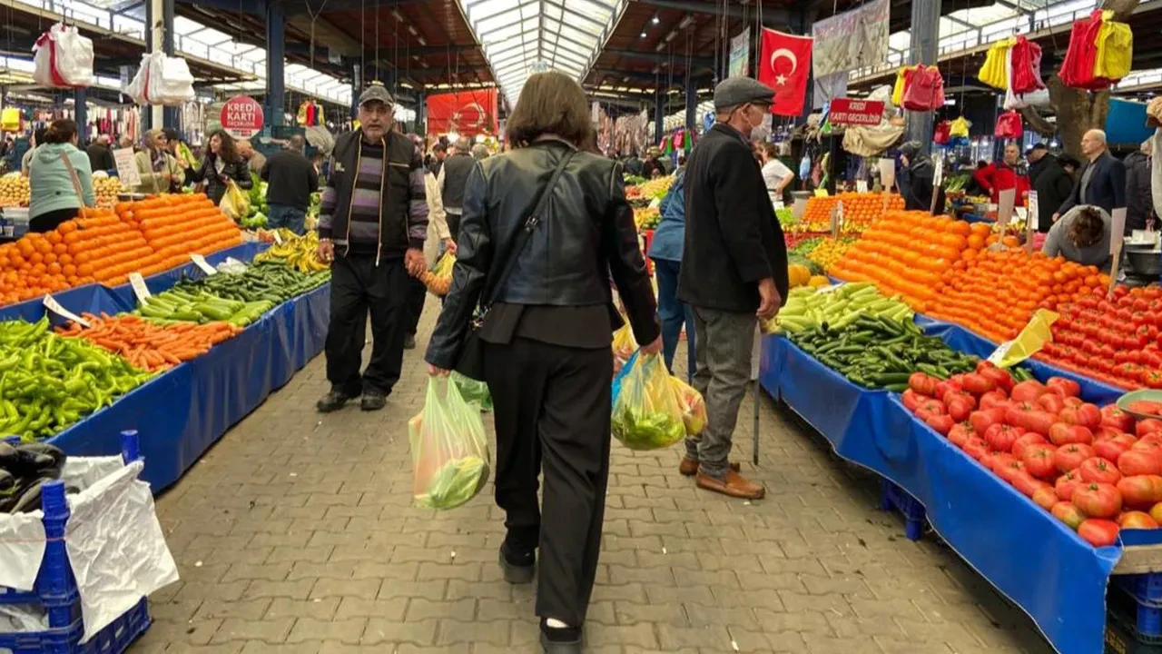 Pazarda fiyatı en çok artan ürün belli oldu, vatandaş isyan etti! İşte kilo fiyatı 150 TL olmasının sebebi
