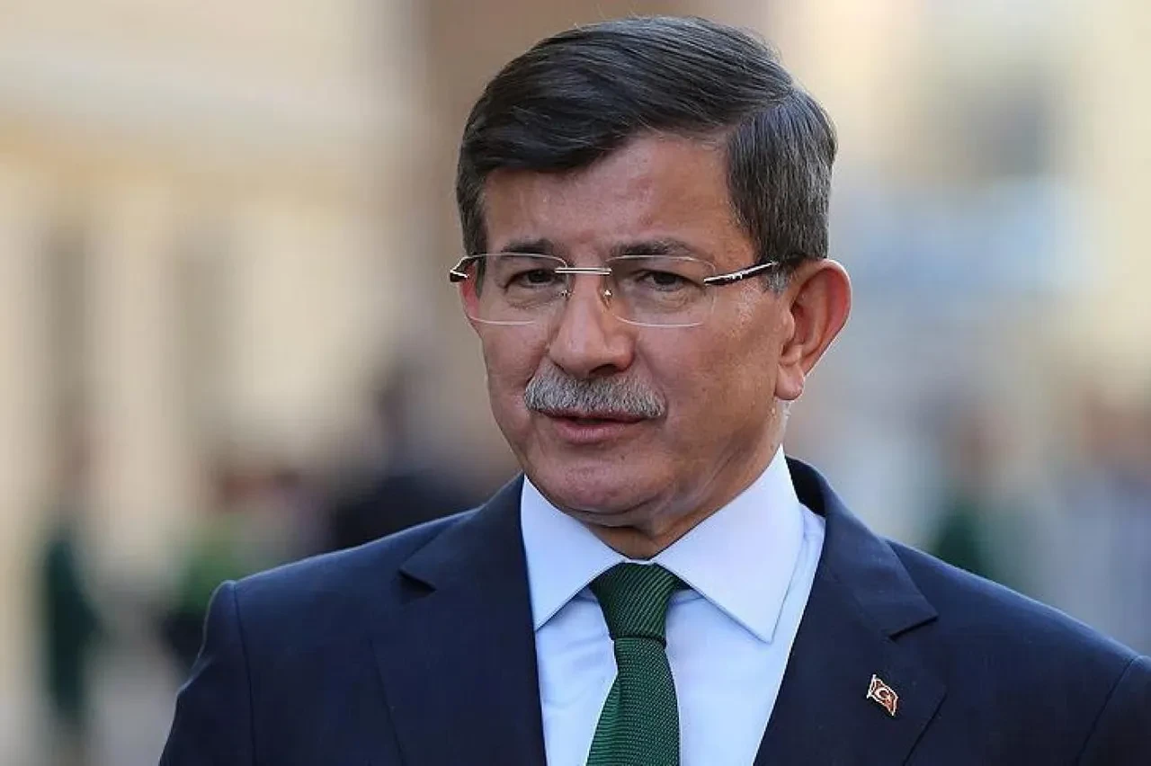 Siyasilerden Galatasaray'a peş peşe tebrik mesajı
