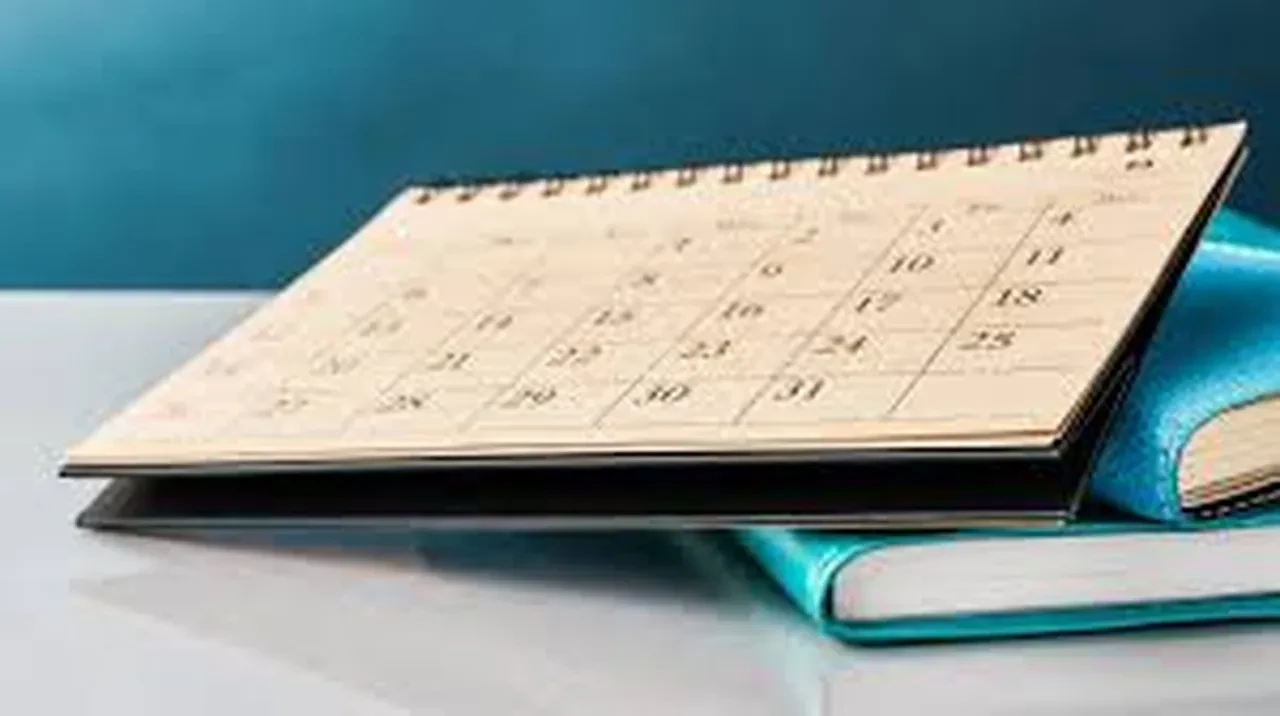 18-19 Mayıs okullar üniversiteler kamu kurumları tatil mi?